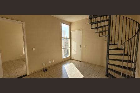 sala  de apartamento para alugar com 2 quartos, 96m² em Jardim Petropolis, Betim