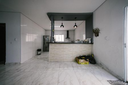Casa para alugar com 400m², 6 quartos e 3 vagas Casa para alugar com 400m², 6 quartos e 3 vagasCasa 2 - Cozinha