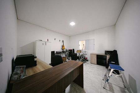 Casa para alugar com 400m², 6 quartos e 3 vagas Casa para alugar com 400m², 6 quartos e 3 vagasCasa 2 - Quarto