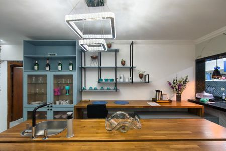 Apartamento para alugar com 98m², 2 quartos e 1 vaga Apartamento para alugar com 98m², 2 quartos e 1 vagaSala