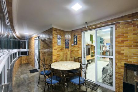 Apartamento para alugar com 98m², 2 quartos e 1 vaga Apartamento para alugar com 98m², 2 quartos e 1 vagaSacada