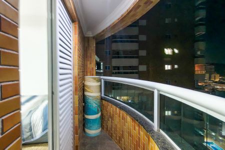 Apartamento para alugar com 98m², 2 quartos e 1 vaga Apartamento para alugar com 98m², 2 quartos e 1 vagaSacada do Quarto 2