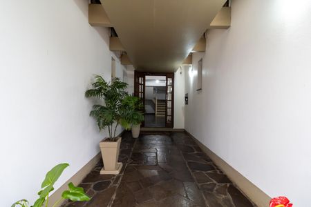 Hall de entrada de apartamento para alugar com 2 quartos, 64m² em Partenon, Porto Alegre