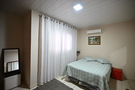 Casa para alugar com 1 quarto, 30m² em Jardim Maria Rosa, Taboão da Serra