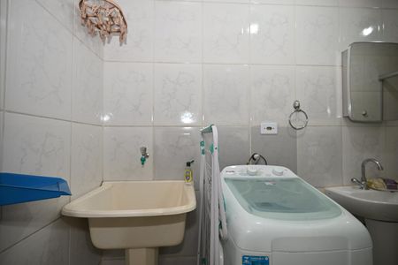 Área de Serviço  de casa para alugar com 1 quarto, 30m² em Jardim Maria Rosa, Taboão da Serra