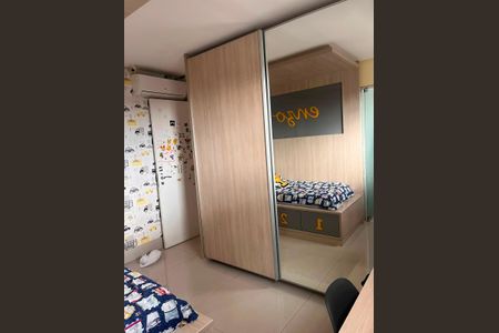 Apartamento à venda com 148m², 3 quartos e 3 vagas Apartamento à venda com 148m², 3 quartos e 3 vagasSuíte