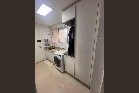Apartamento à venda com 148m², 3 quartos e 3 vagas Apartamento à venda com 148m², 3 quartos e 3 vagasÁrea de serviço
