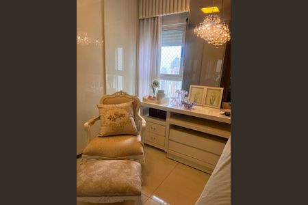 Apartamento à venda com 148m², 3 quartos e 3 vagas Apartamento à venda com 148m², 3 quartos e 3 vagasQuarto