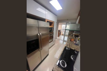 Apartamento à venda com 148m², 3 quartos e 3 vagas Apartamento à venda com 148m², 3 quartos e 3 vagasCozinha