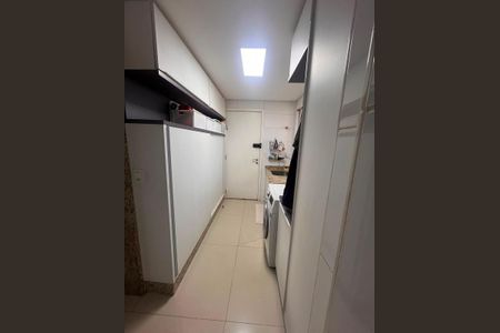 Área de serviço de apartamento para alugar com 3 quartos, 148m² em Setor Marista, Goiânia