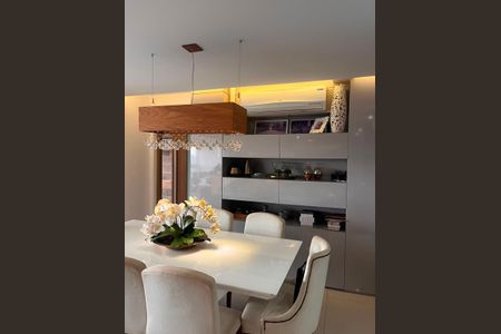 Apartamento à venda com 148m², 3 quartos e 3 vagas Apartamento à venda com 148m², 3 quartos e 3 vagasCozinha