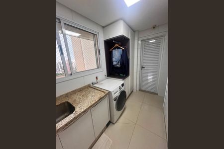 Apartamento à venda com 148m², 3 quartos e 3 vagas Apartamento à venda com 148m², 3 quartos e 3 vagasÁrea de serviço