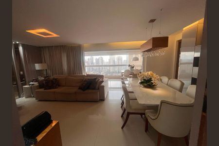 Apartamento à venda com 148m², 3 quartos e 3 vagas Apartamento à venda com 148m², 3 quartos e 3 vagasSala