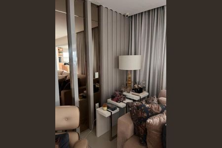 Apartamento à venda com 148m², 3 quartos e 3 vagas Apartamento à venda com 148m², 3 quartos e 3 vagasVaranda
