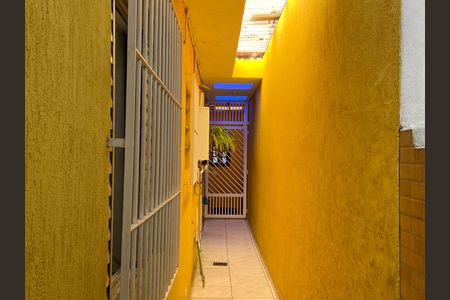 Área externa de casa à venda com 2 quartos, 125m² em Veloso, Osasco