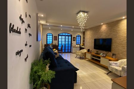 Casa à venda com 2 quartos, 125m² em Veloso, Osasco