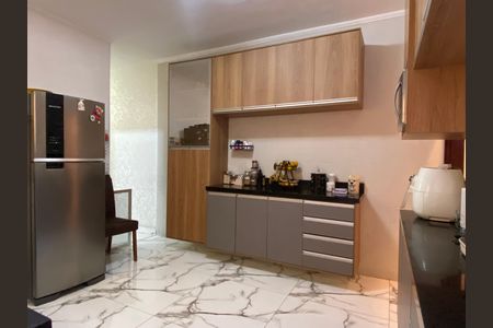 Cozinha de casa à venda com 2 quartos, 125m² em Veloso, Osasco