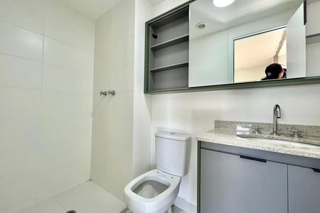Banheiro de kitnet/studio à venda com 1 quarto, 29m² em Jardim Prudência, São Paulo