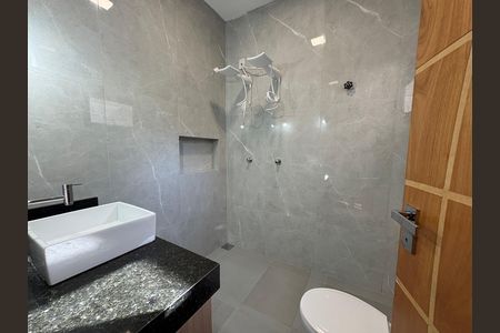 Casa à venda com 120m², 3 quartos e 2 vagas