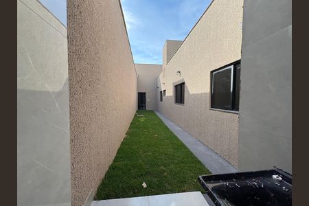 Casa à venda com 120m², 3 quartos e 2 vagas