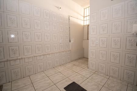 Casa para alugar com 1 quarto, 50m² em Vila Cristina, Contagem