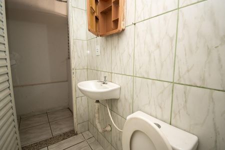 Casa para alugar com 1 quarto, 50m² em Vila Cristina, Contagem