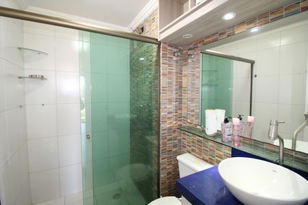 Banheiro de apartamento para alugar com 3 quartos, 51m² em Vila Cosmopolita, São Paulo