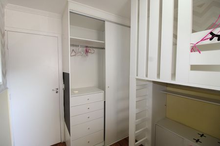 Quarto 1 de apartamento para alugar com 3 quartos, 51m² em Vila Cosmopolita, São Paulo