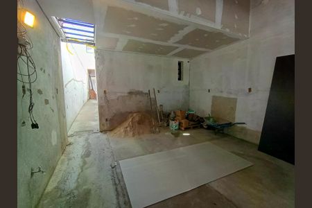 Casa à venda com 3 quartos, 200m² em Vila Leopoldina, São Paulo
