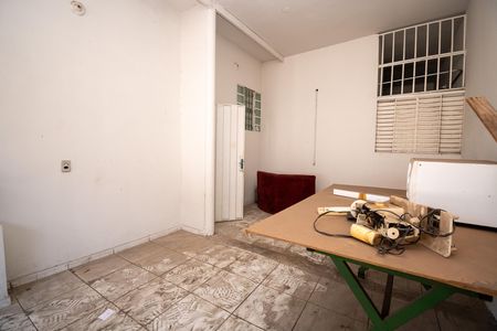 Casa para alugar com 200m², 2 quartos e 1 vaga