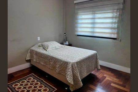 Apartamento à venda com 200m², 4 quartos e 4 vagas
