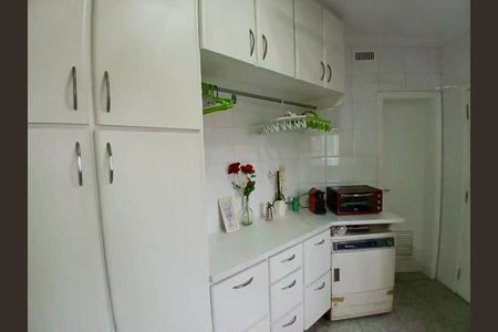 Apartamento à venda com 200m², 4 quartos e 4 vagas