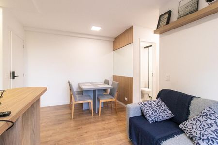 Apartamento à venda com 50m², 2 quartos e 1 vaga Apartamento à venda com 50m², 2 quartos e 1 vagaSala