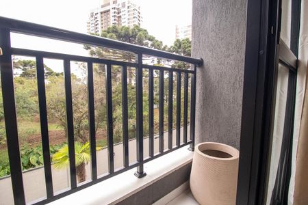 Apartamento à venda com 50m², 2 quartos e 1 vaga Apartamento à venda com 50m², 2 quartos e 1 vagaSacada