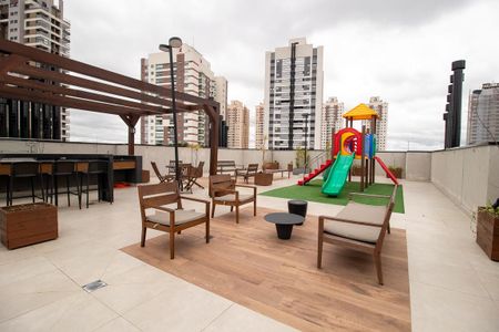 Apartamento à venda com 50m², 2 quartos e 1 vaga Apartamento à venda com 50m², 2 quartos e 1 vagaÁrea comum - Playground