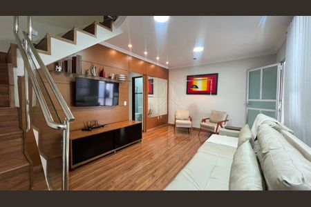 Sala de casa de condomínio à venda com 3 quartos, 200m² em Jardim Riacho das Pedras, Contagem