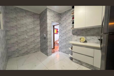 Cozinha de casa de condomínio à venda com 3 quartos, 200m² em Jardim Riacho das Pedras, Contagem