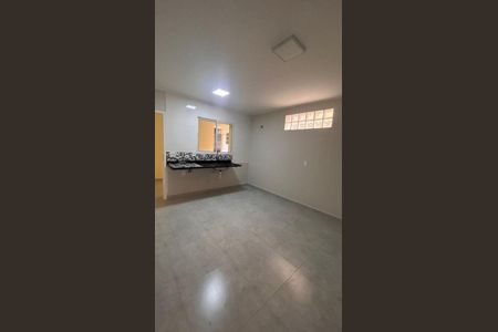 Casa à venda com 3 quartos, 137m² em Vila Eldizia, Santo André
