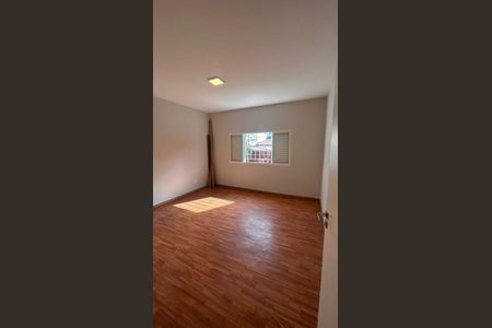 Casa à venda com 3 quartos, 137m² em Vila Eldizia, Santo André