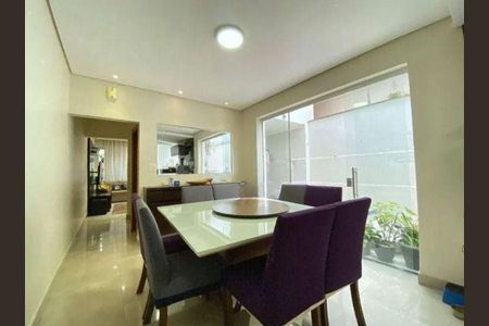 Casa à venda com 3 quartos, 180m² em Jardim Sao Caetano, São Caetano do Sul