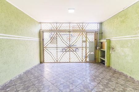 Garagem de casa para alugar com 2 quartos, 250m² em Parque Cruzeiro do Sul, São Paulo