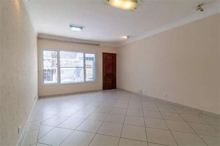 Casa à venda com 3 quartos, 140m² em Jardim Caravelas, São Paulo