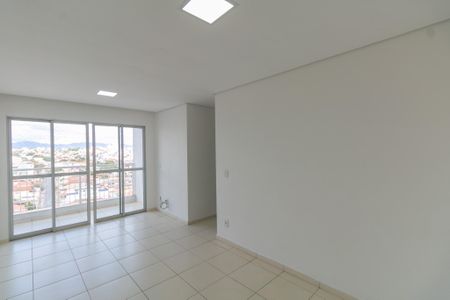 Apartamento para alugar com 3 quartos, 64m² em Jardim Guanabara, Belo Horizonte