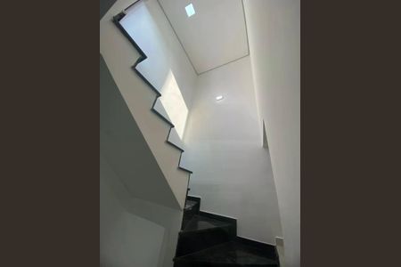 Casa à venda com 3 quartos, 107m² em Vila Lucia, São Paulo