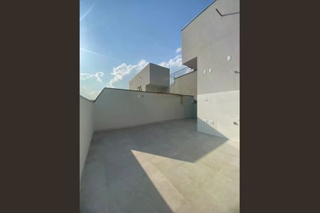 Casa à venda com 3 quartos, 107m² em Vila Lucia, São Paulo