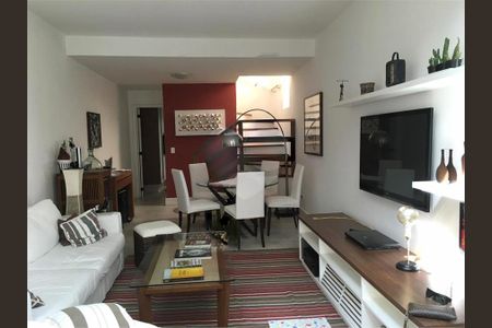 Casa à venda com 3 quartos, 120m² em Vila Elvira, São Paulo