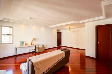 Apartamento à venda com 152m², 4 quartos e 4 vagas