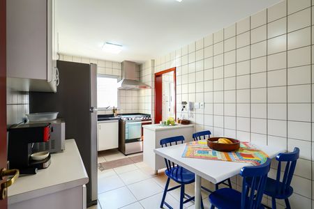 Apartamento à venda com 152m², 4 quartos e 4 vagas