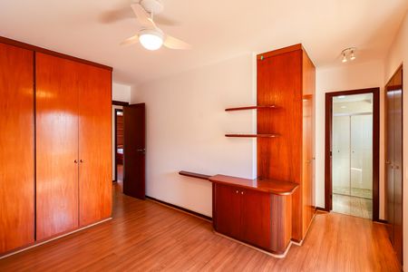 Apartamento à venda com 152m², 4 quartos e 4 vagas