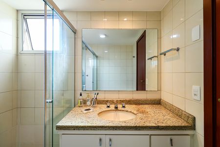 Apartamento à venda com 152m², 4 quartos e 4 vagas